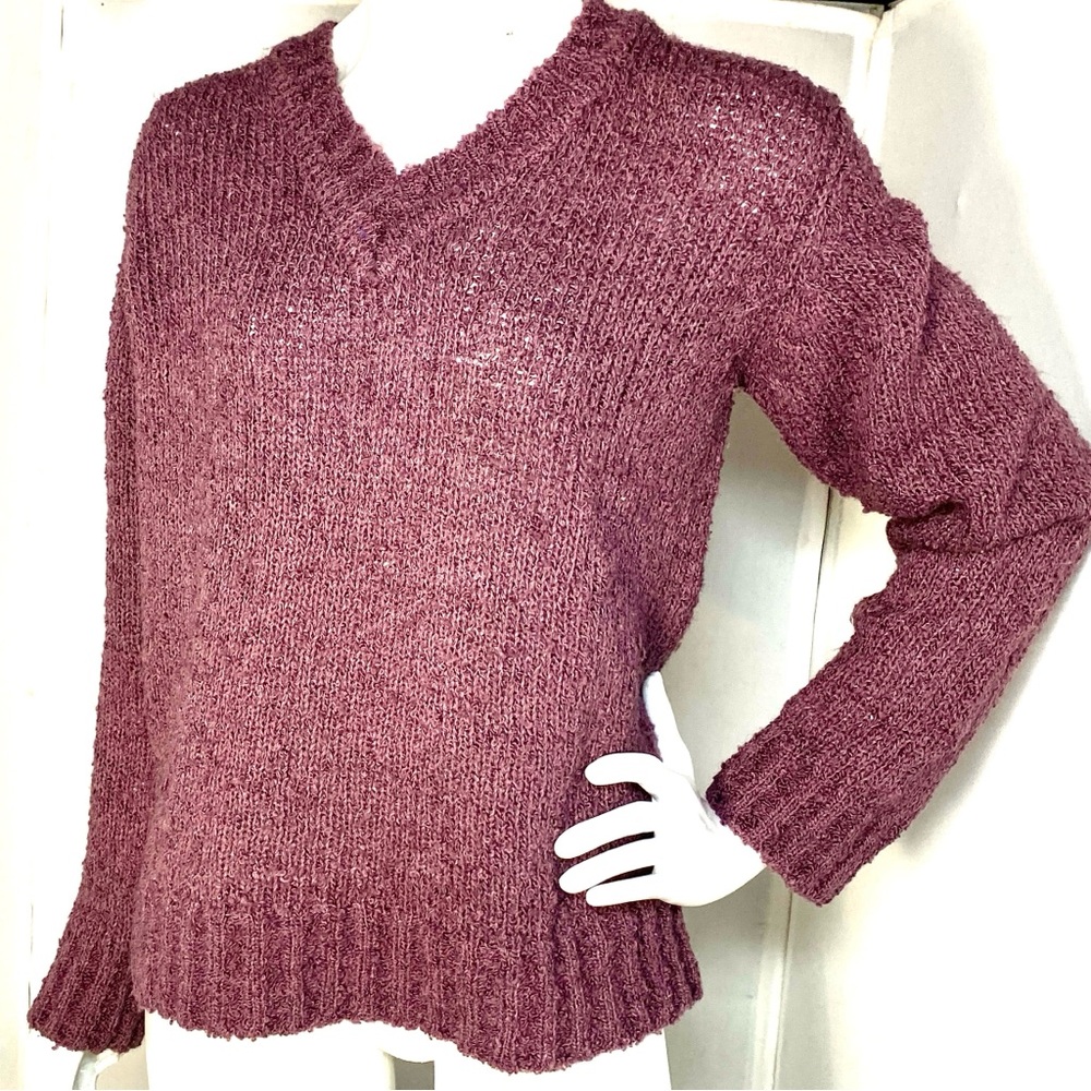 V-Neck Knit Pullover Sweater in Mauve